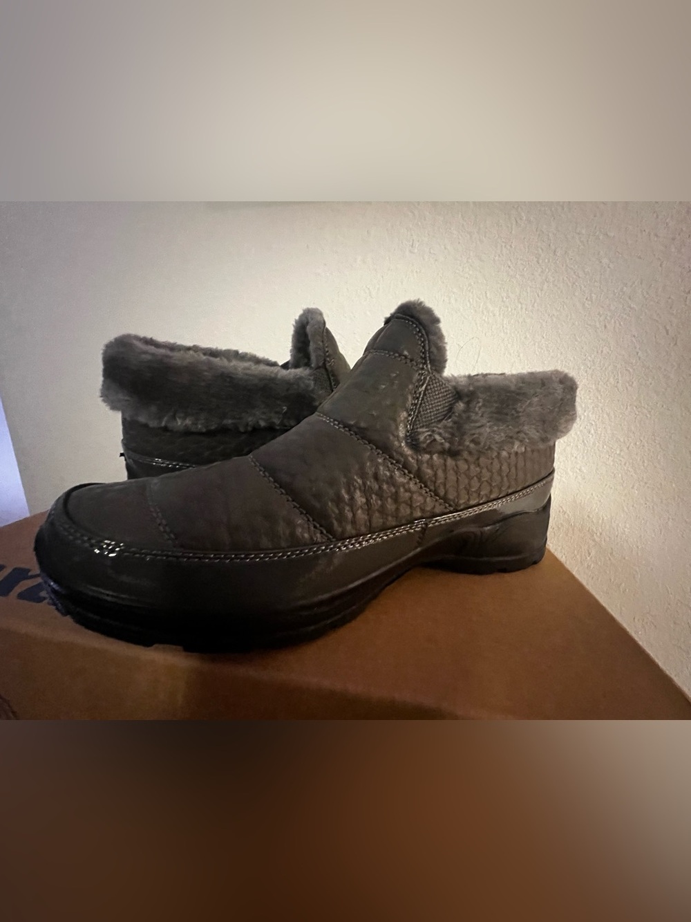 Winter boots